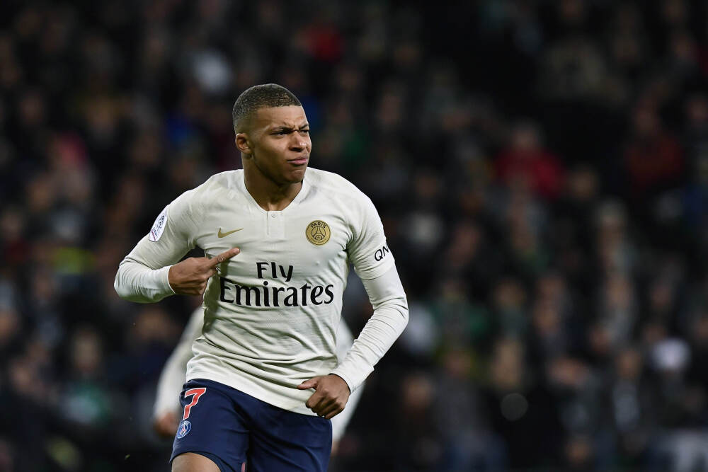 手感不佳！克里斯蒂12投仅3中拿到9分7板5助 有3失误